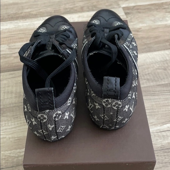 Louis Vuitton Britney sneaker - Picture 3 of 5